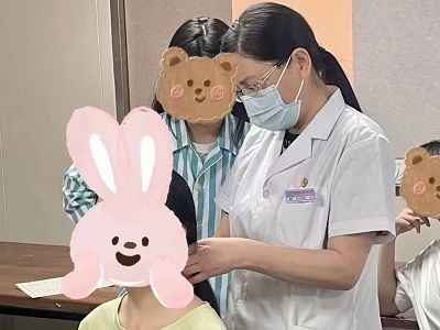 暑期親子關(guān)系危機(jī)重重，家長該如何高質(zhì)量陪伴孩子？-